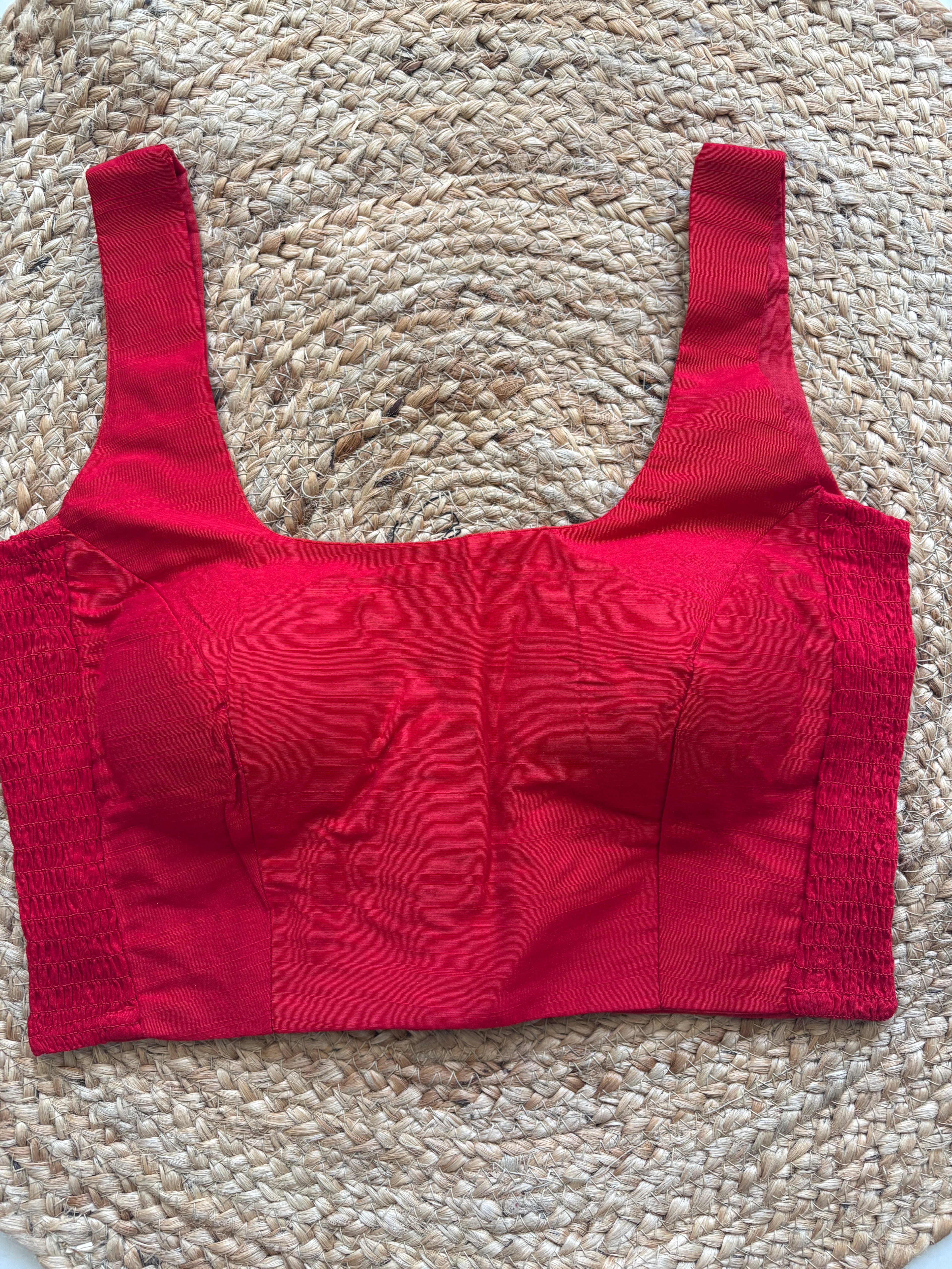 Stretchable Sleeveless Blouse