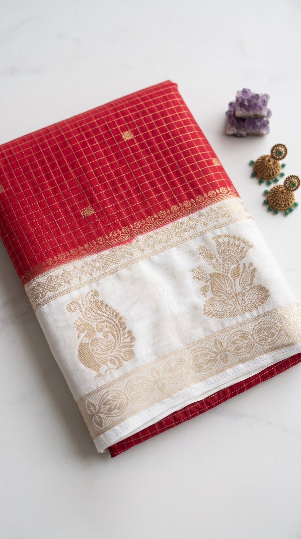 Ishani-Premium Crepe saree in double shade and checks pattern