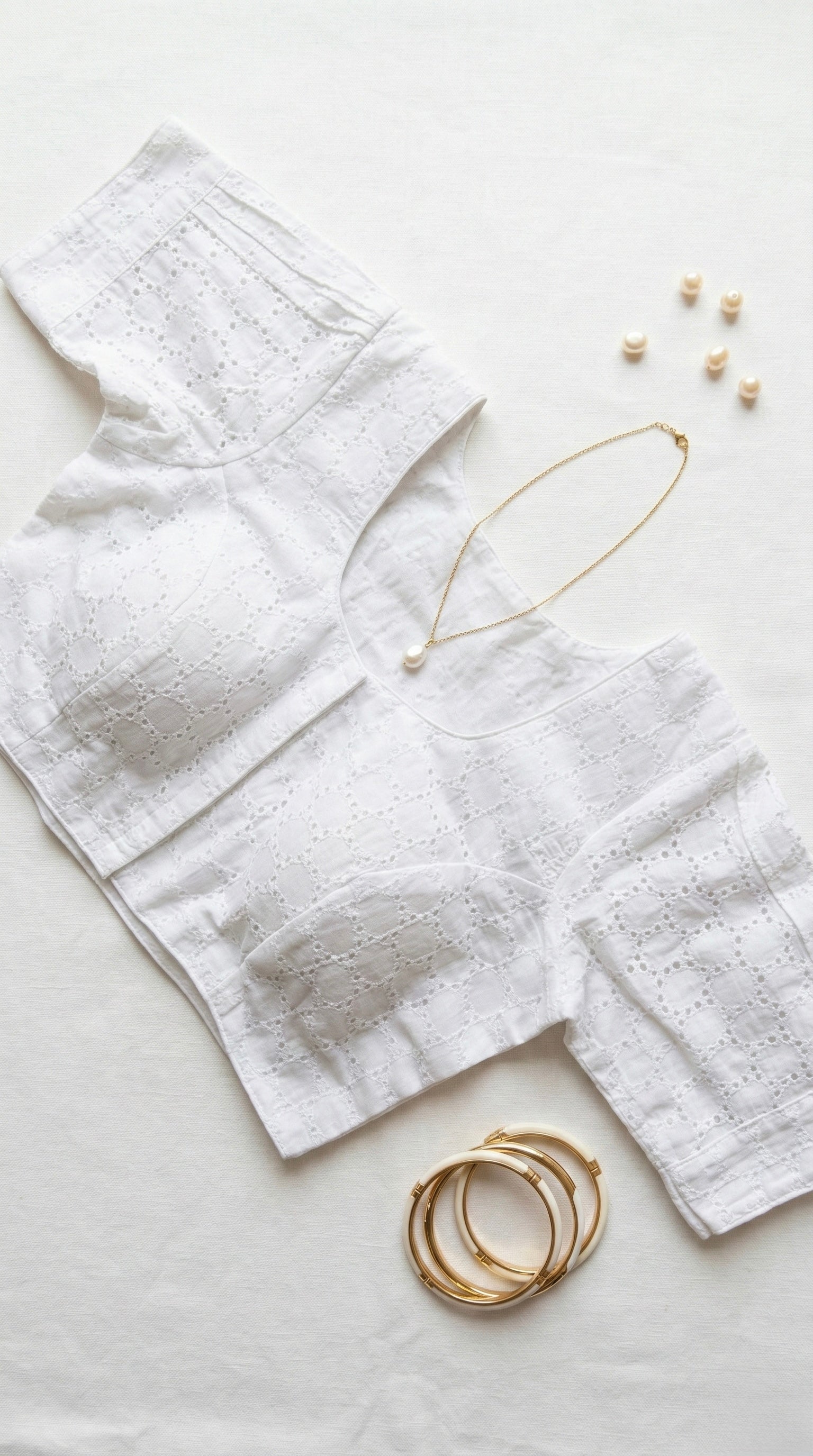 Hakoba back high neck puff sleeve blouse