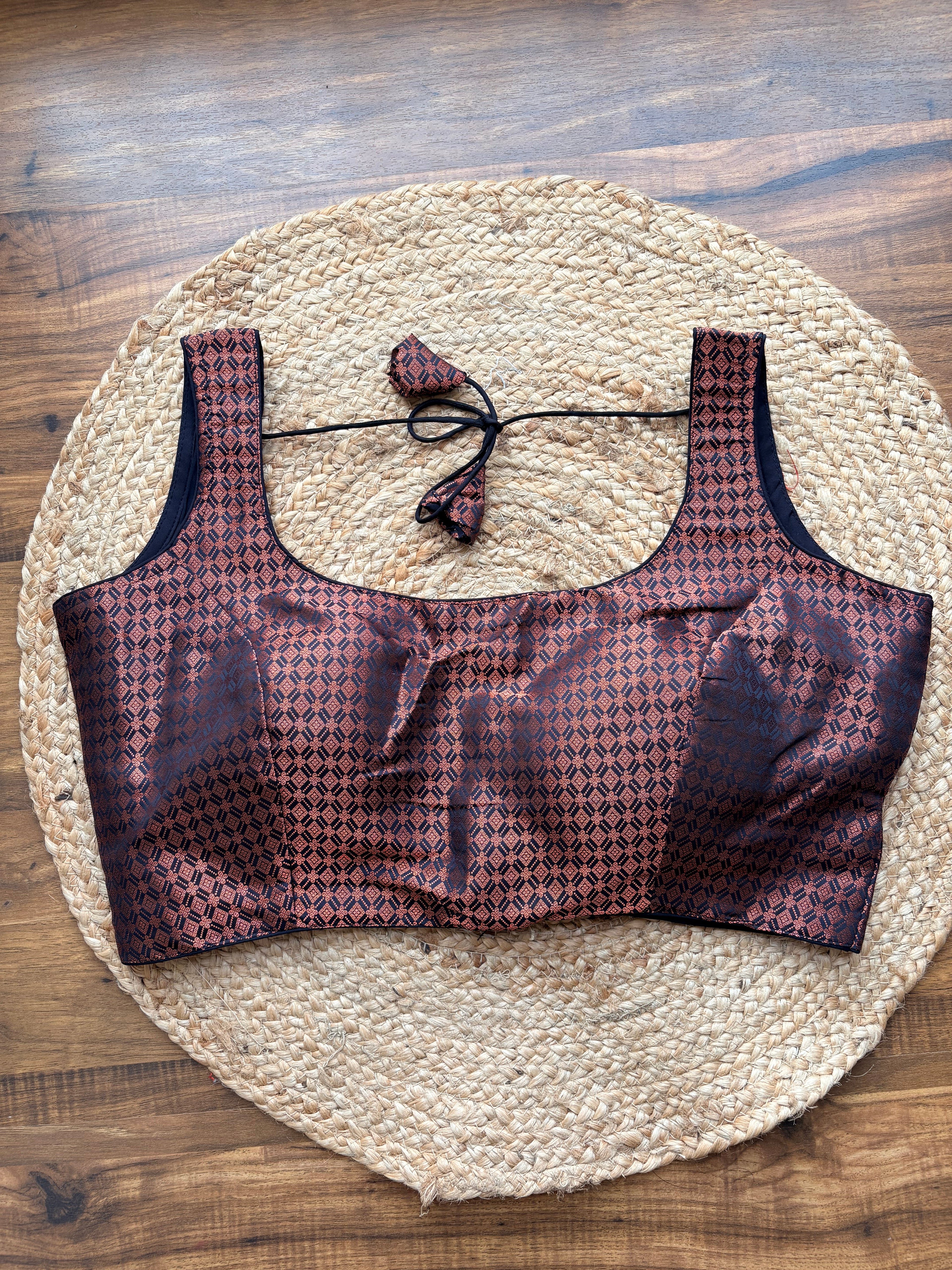 Brocade copper weave sleeveless blouse