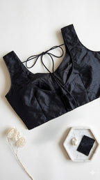 Sweetheart Plain Padded Sleeveless Blouse