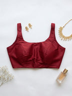 Zarina - Solid Sleeveless u neck blouse
