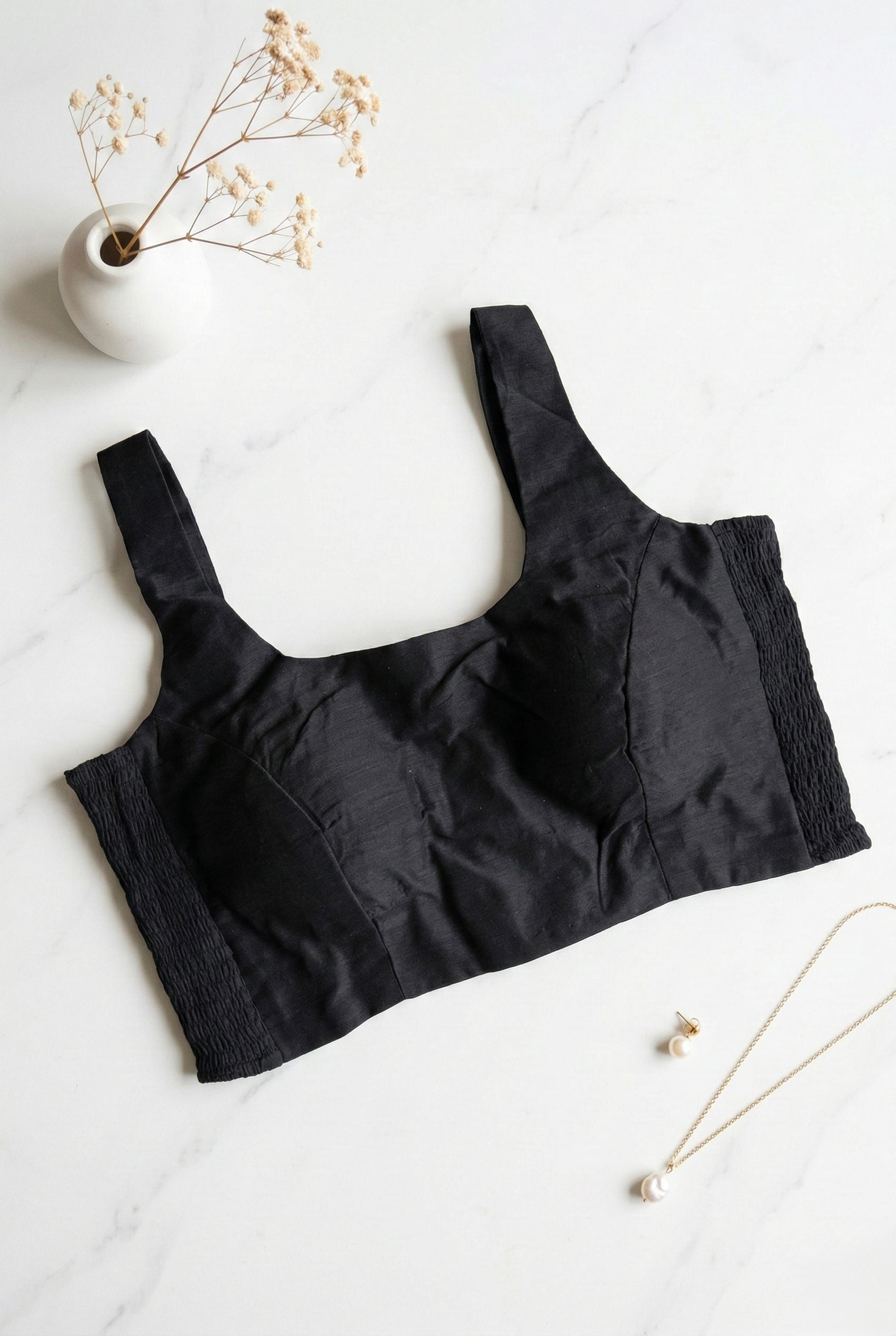 Stretchable Sleeveless Blouse