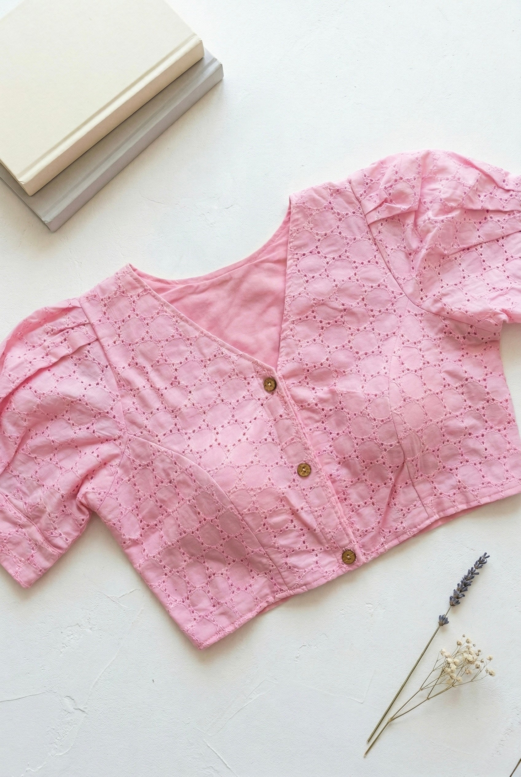 Hakoba V neck Puff Sleeve Solid Blouse