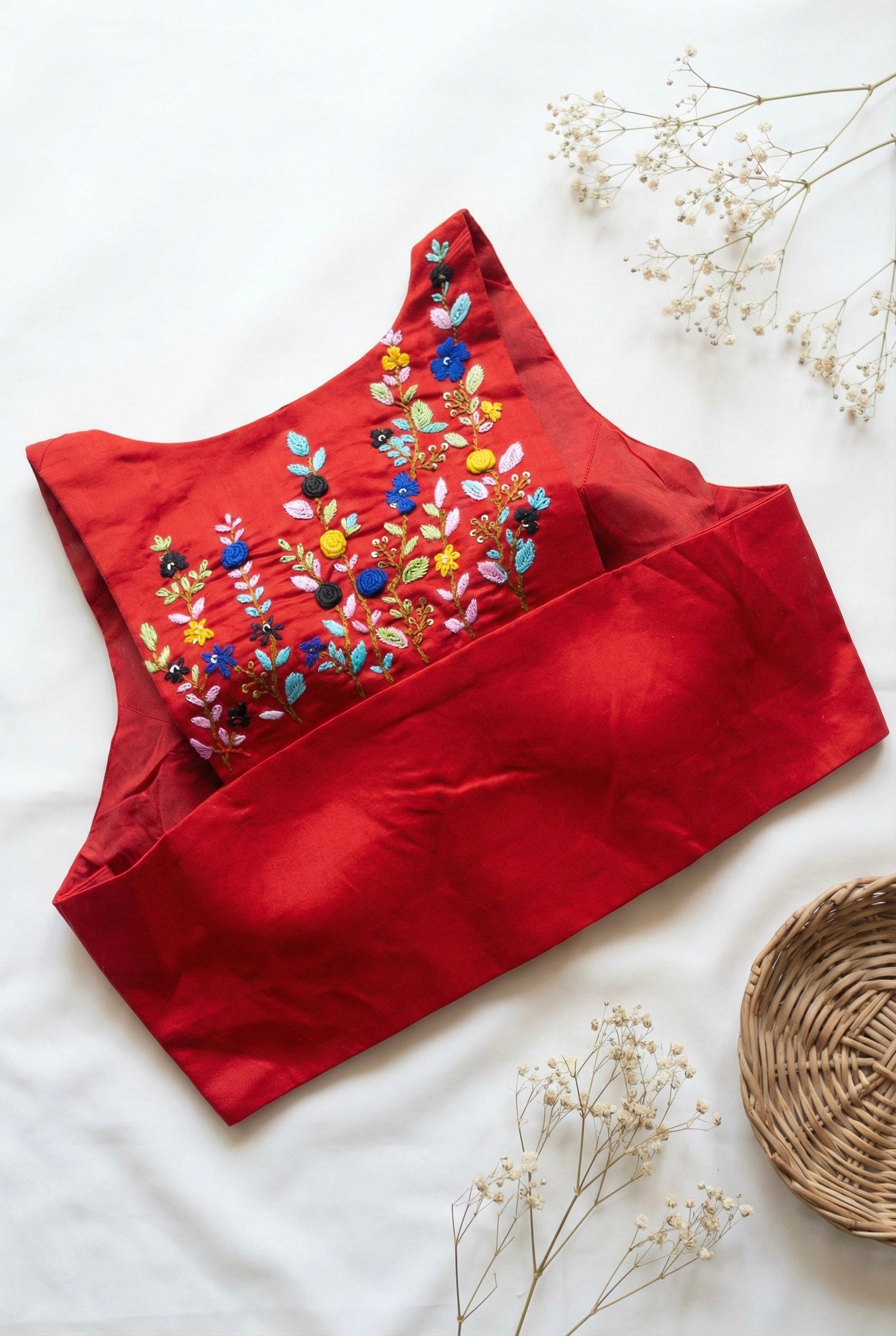 Thread and Bullion embroidered Sleeveless Padded Blouse