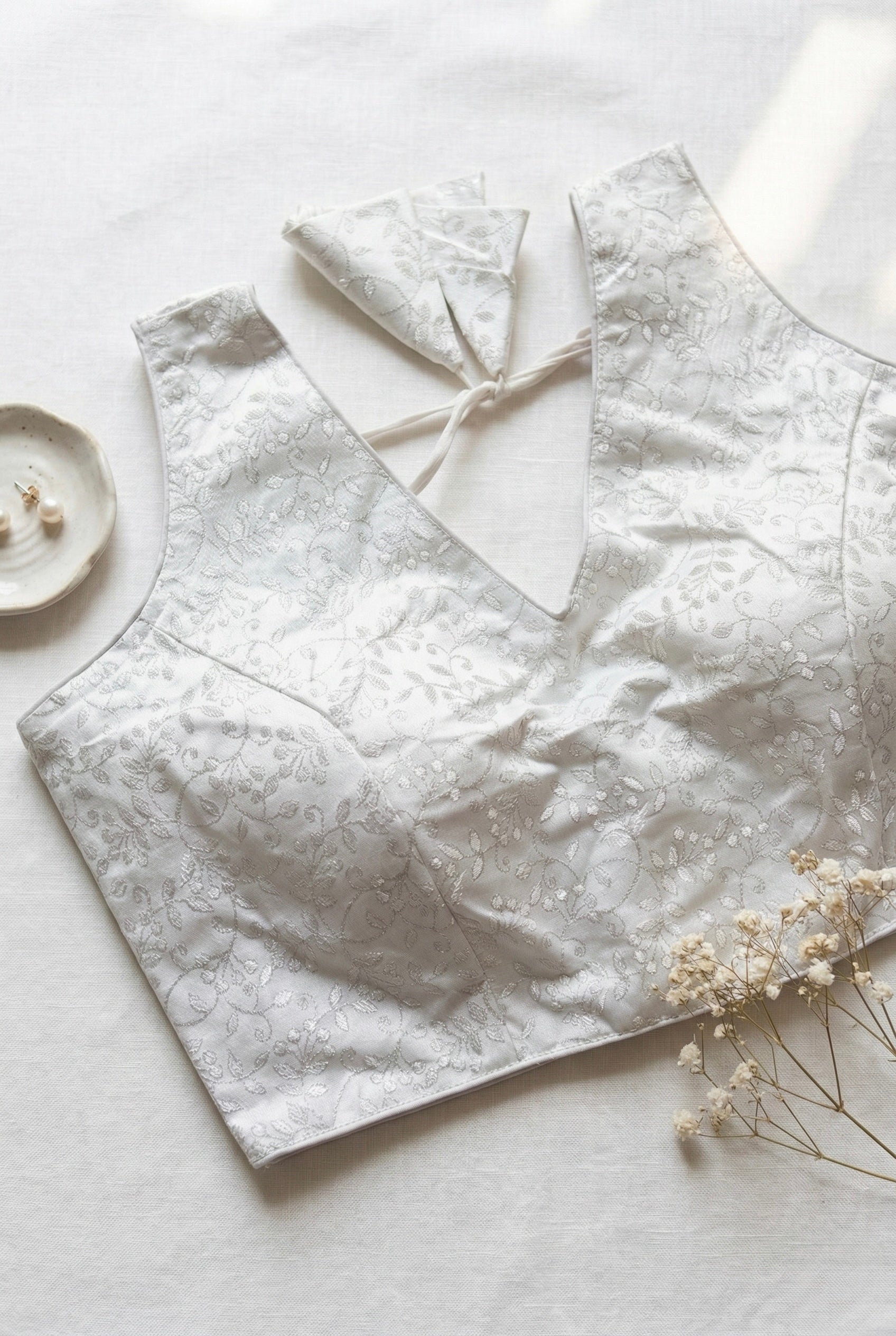 White brocade  v-neck blouse