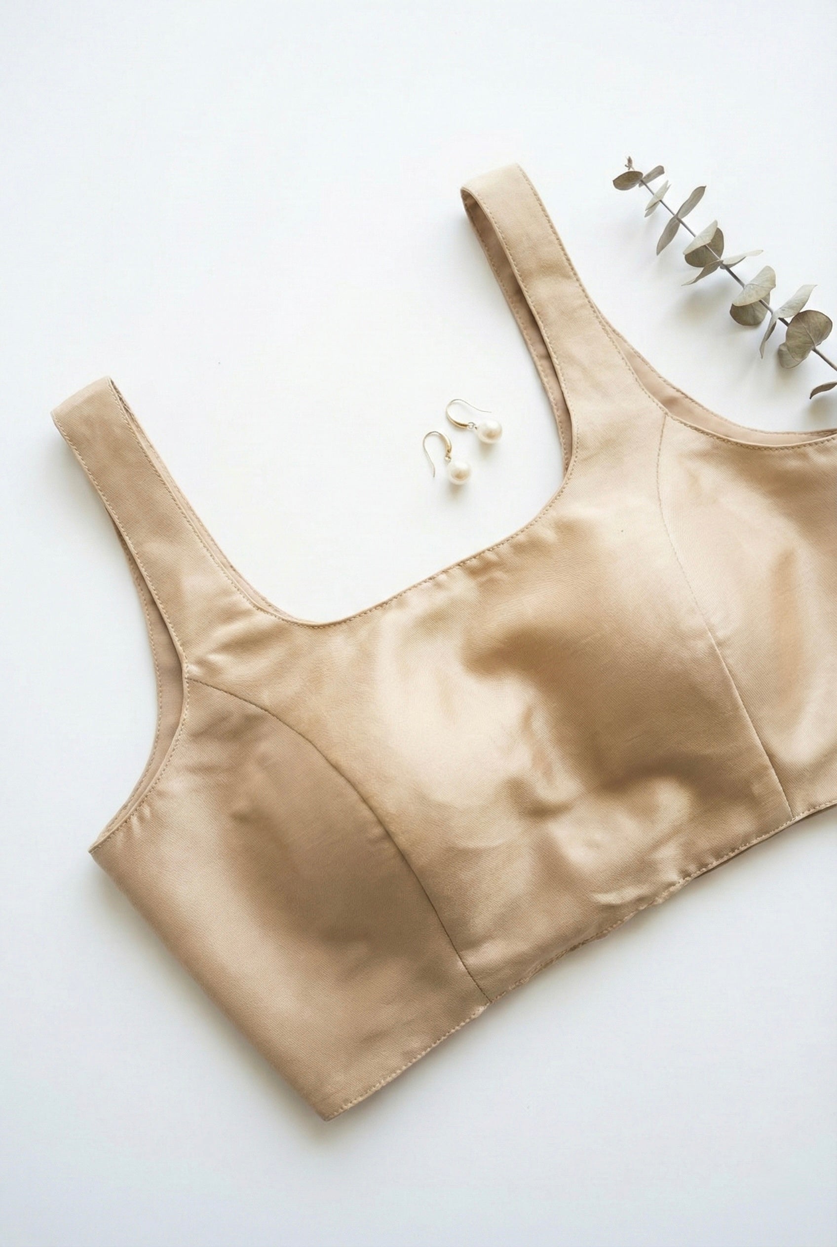 Sleeveless padded shimmer blouse