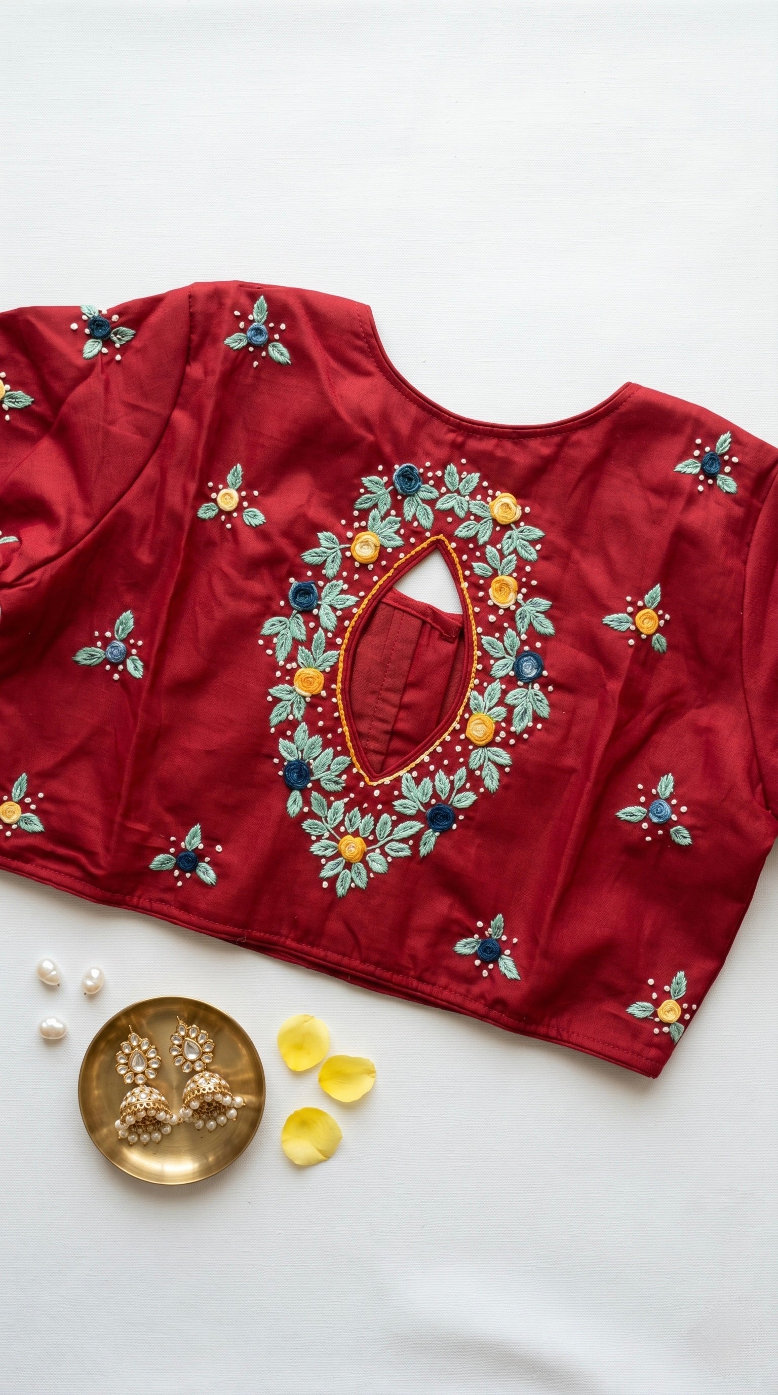Bullion Embroidered Key Hole Design Half Sleeve Non padded Blouse