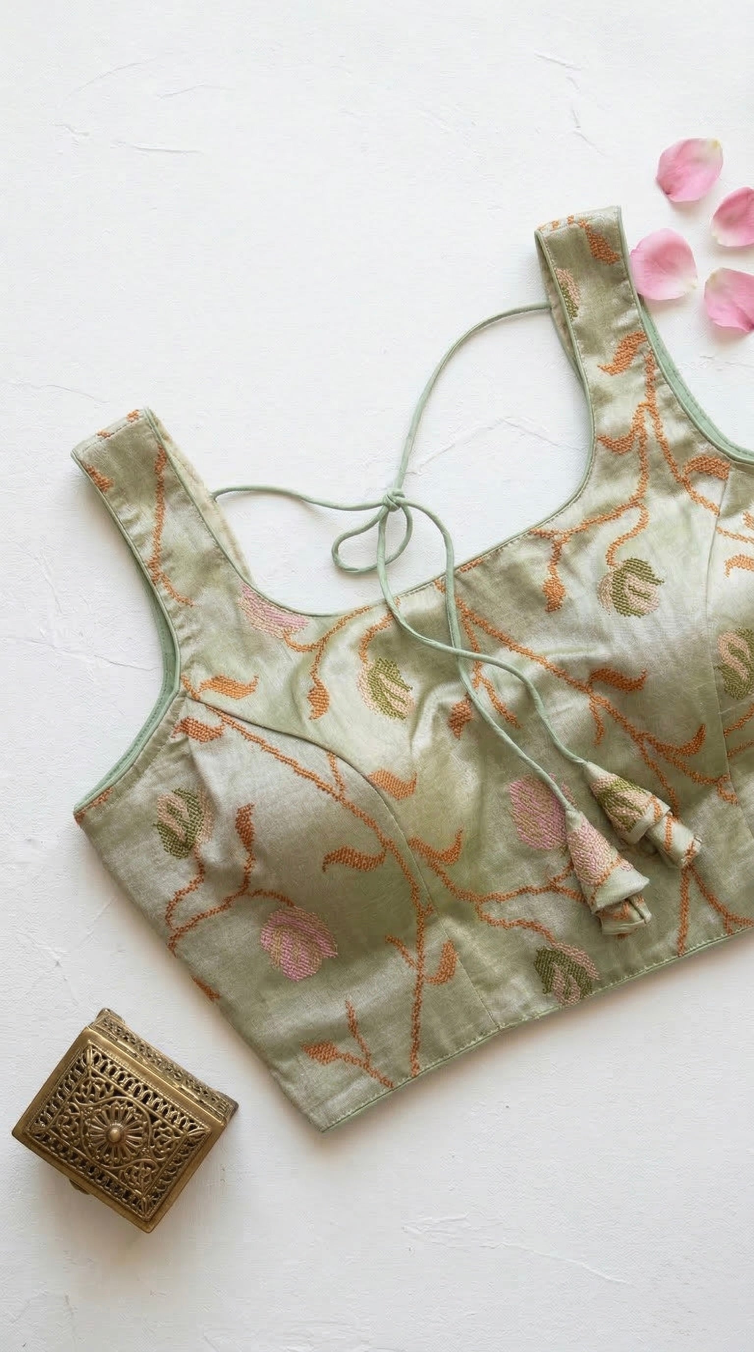Tissue embroidered Sleeveless Padded Blouse