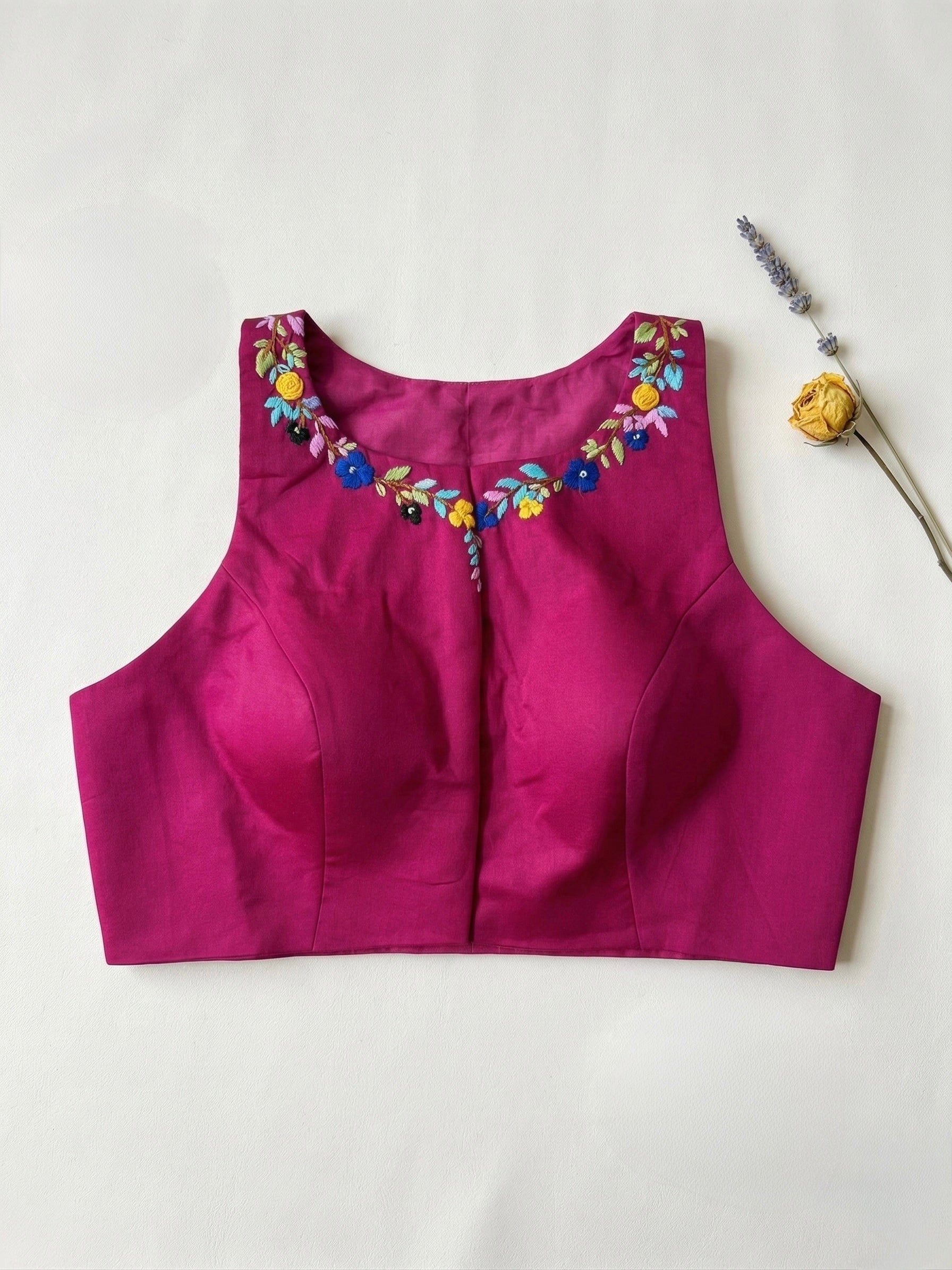 Zariya - Thread and Bullion embroidered Sleeveless Padded Blouse