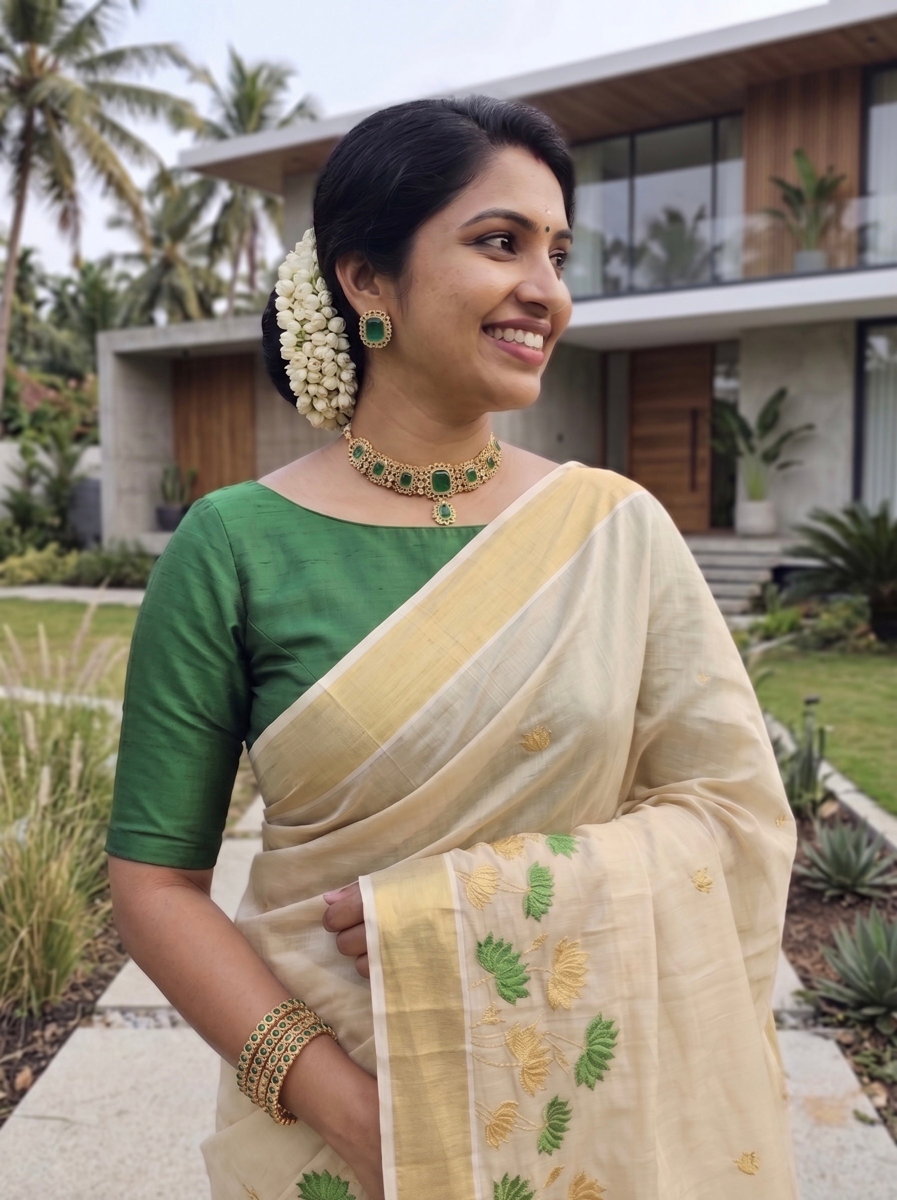 Padma-Kerala kasavu saree in tissue and lotus embroidery