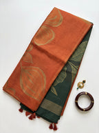Jyothi-Jute Saree with contrast pallu and large floral motifs