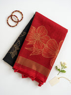 Jyothi-Jute Saree with contrast pallu and large floral motifs