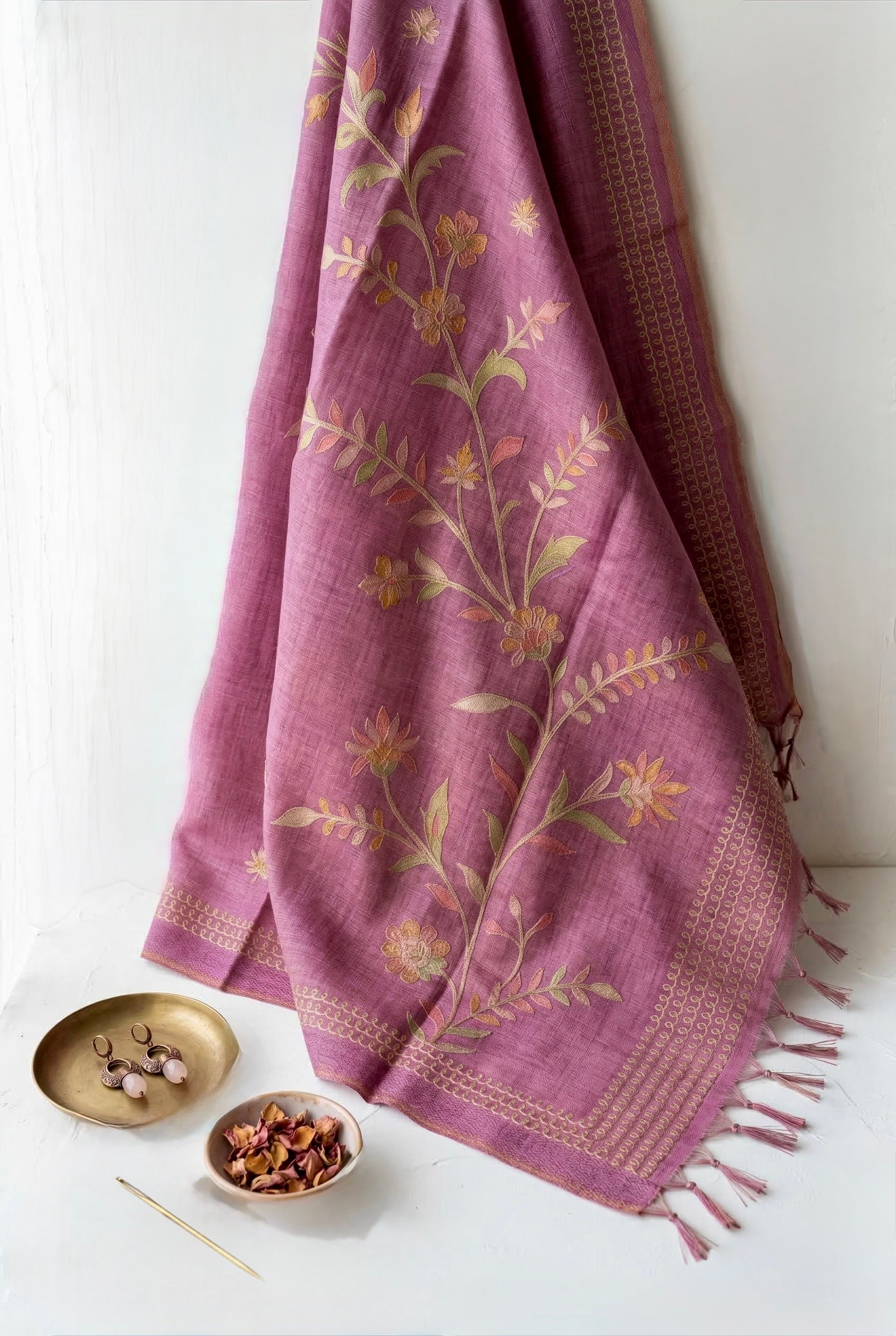 Linen tissue saree in zari work-Onion Pink