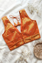 Tissue V-neck blouse with motifs