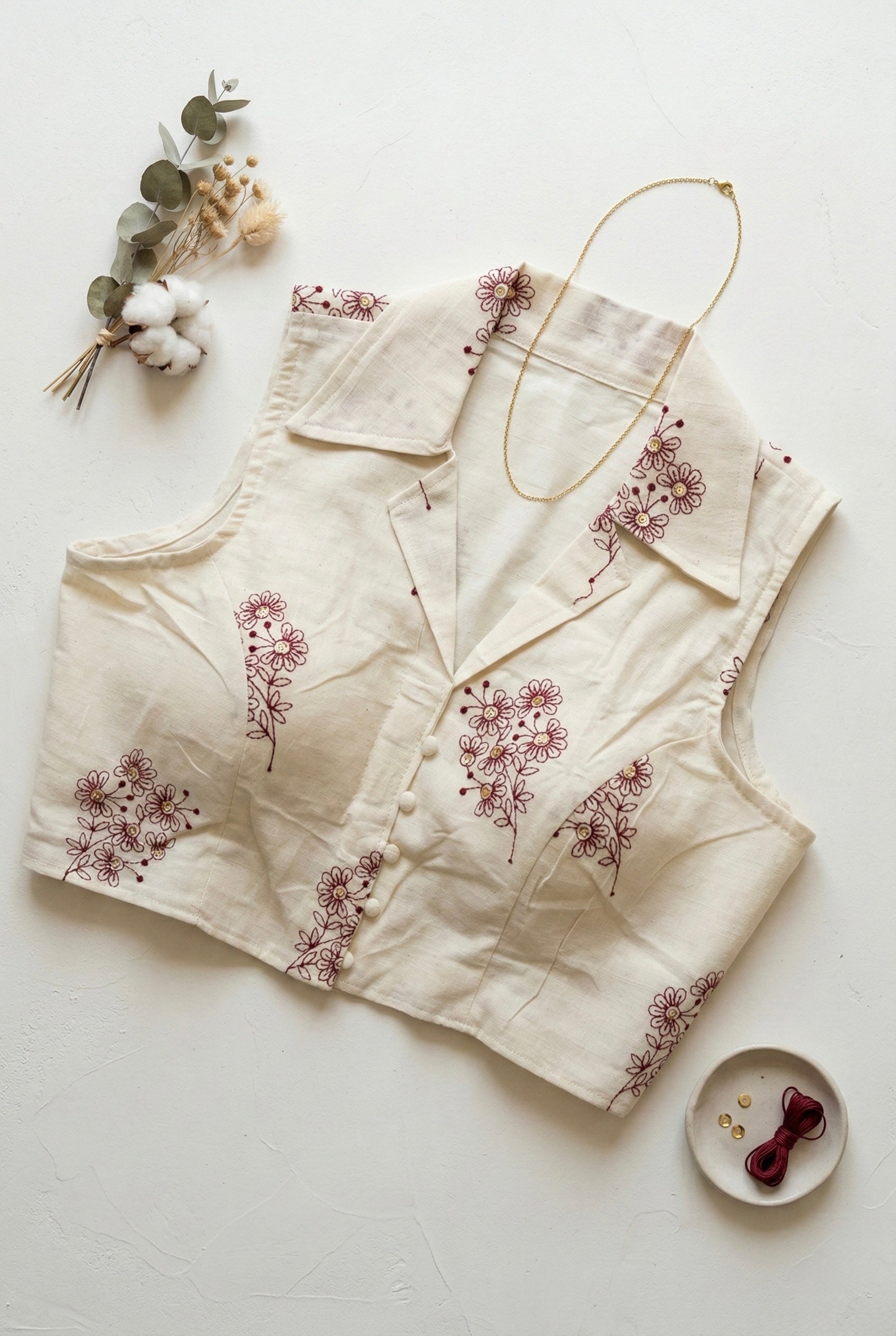 Khadi collared blouse in floral embroidery