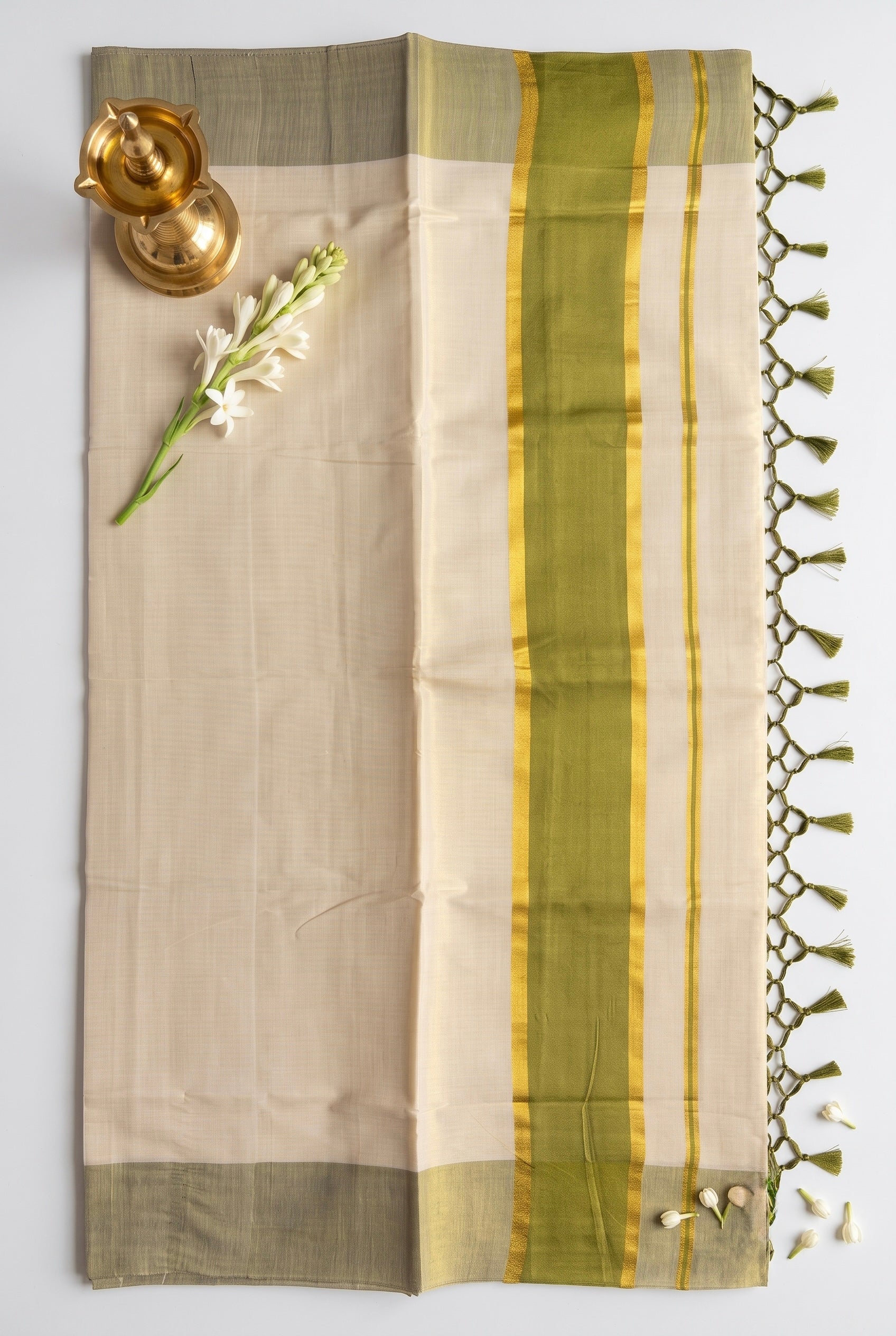 Kerala tissue saree with Green Border