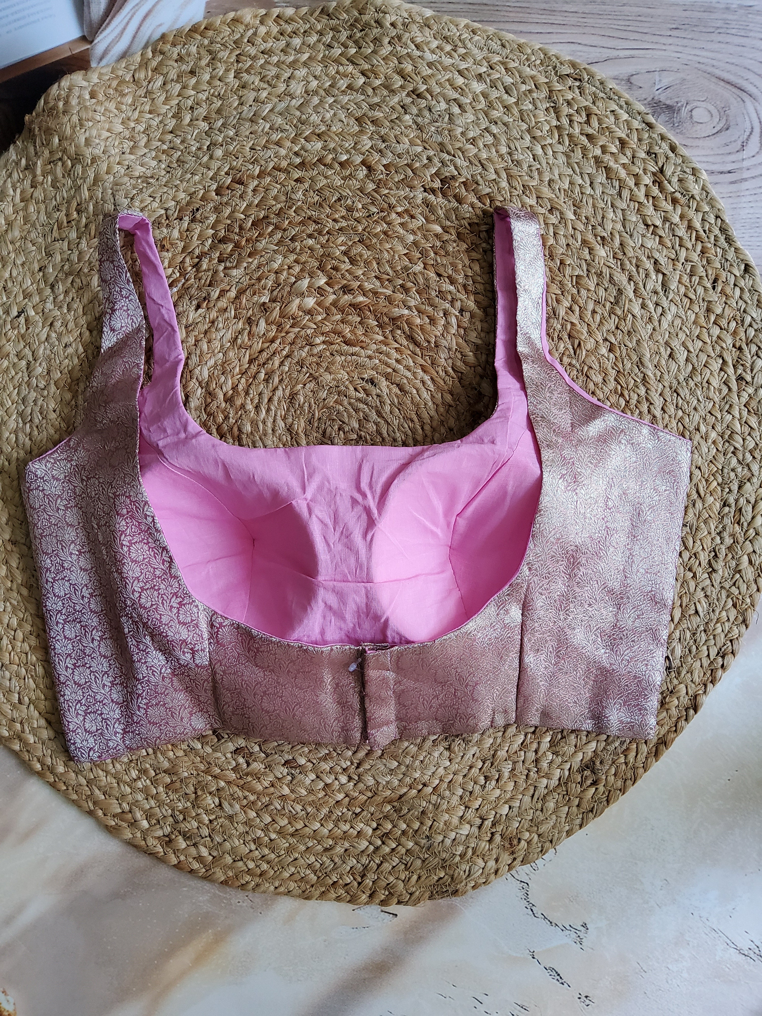 Brocade Sleeveless Padded Blouse